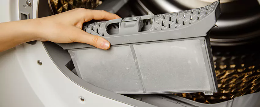 Signs Of A Clogged Dryer Lint Trap in Fairview Heights, Illinois